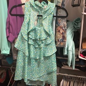 Flower print sleeveless blouse